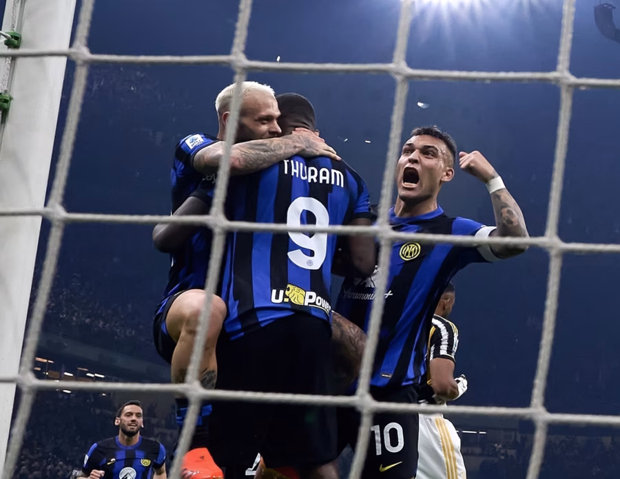 Esultanza Inter contro la Juventus