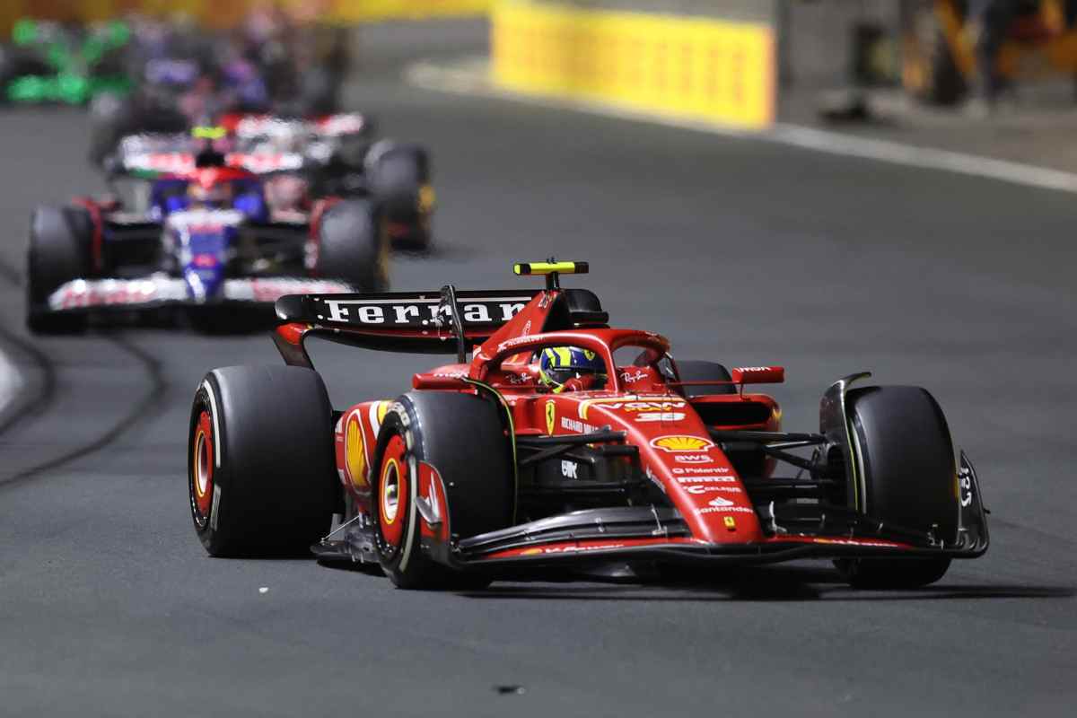 Ferrari avvisata: cosa succede 