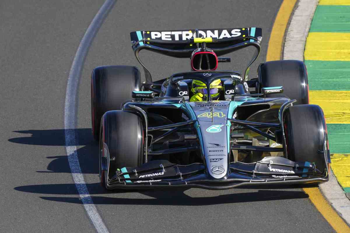 Tensione Hamilton, caos in Formula Uno
