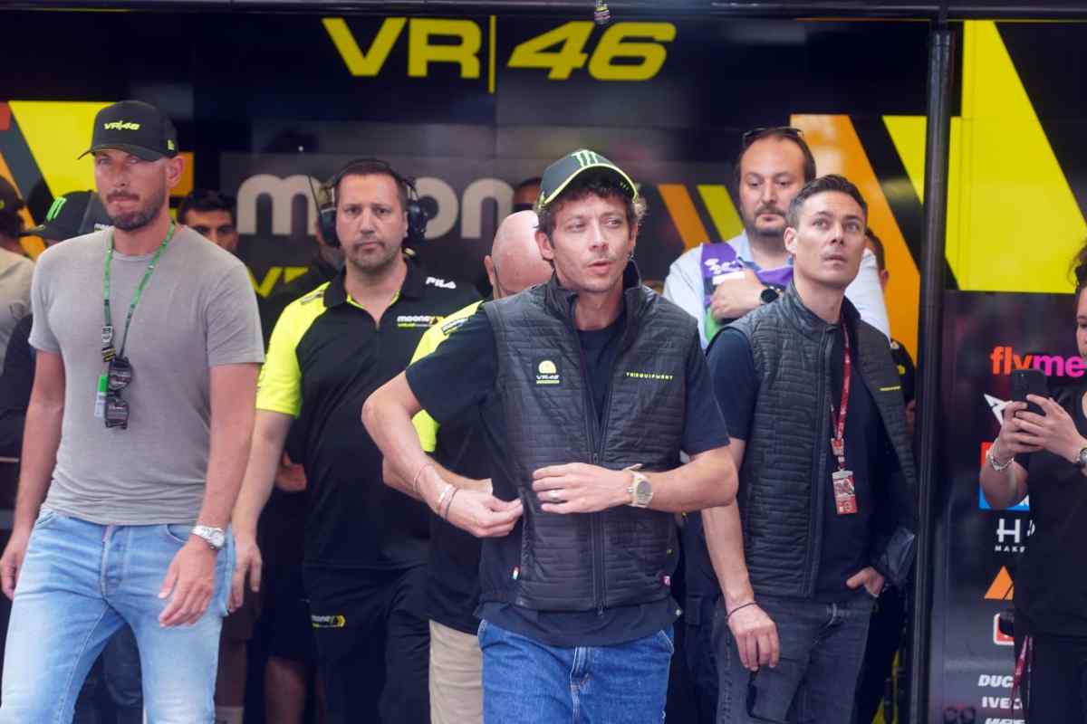 Valentino Rossi dice addio