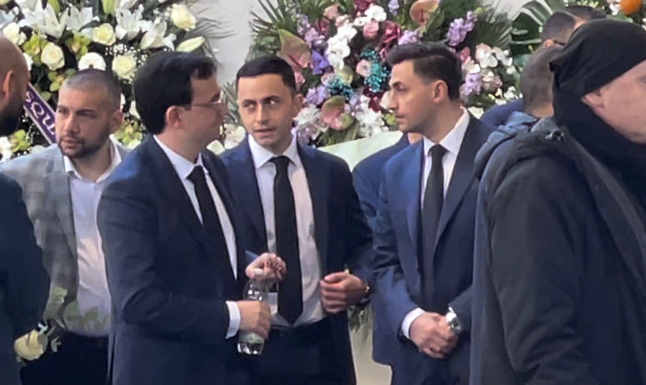 (VIDEO) Fiorentina, l’omaggio alla camera ardente per Barone