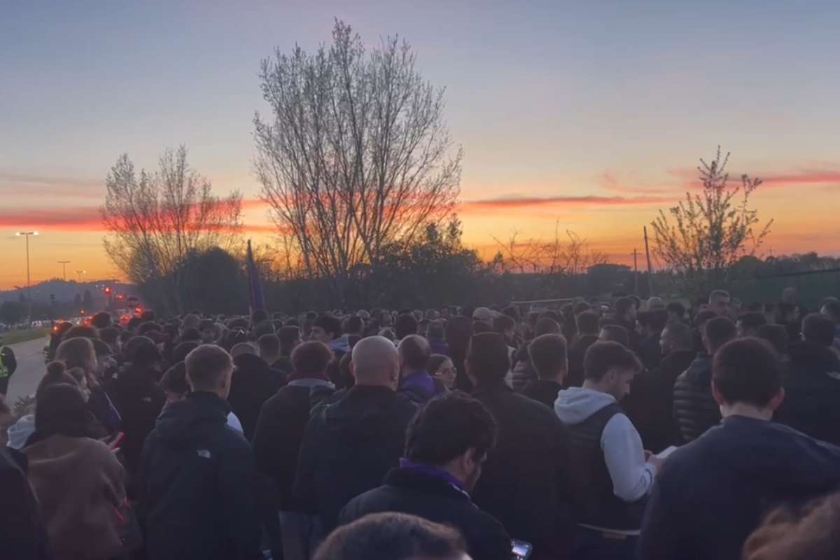 La famiglia Viola stretta in un abbraccio: ieri l’ultimo saluto a Barone