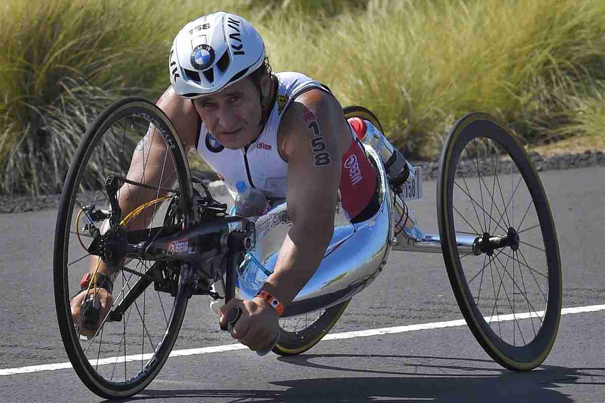 I fan di Zanardi vedono la foto e si commuovono