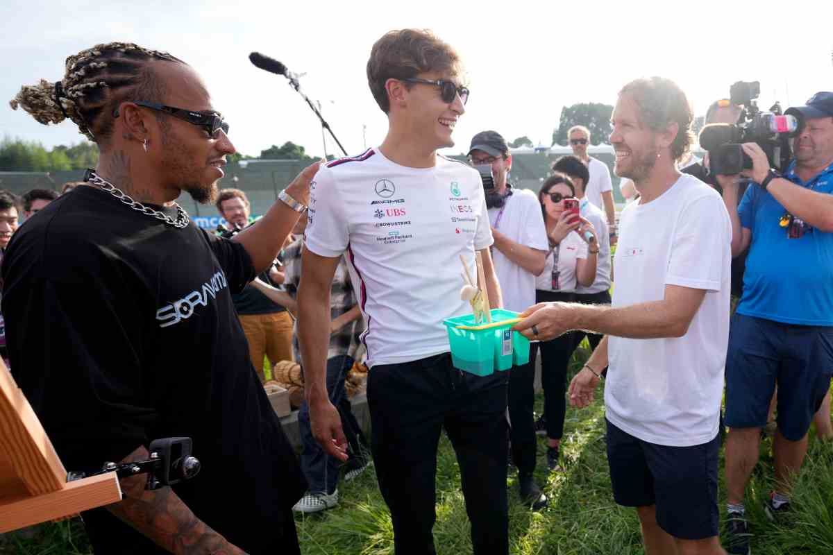 Mercedes pensa a Vettel accanto a Russell per il dopo Hamilton: che colpo