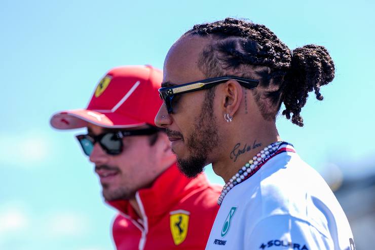 Ferrari, esordio Hamilton: scoppia il caos