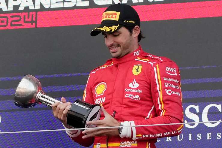 Sainz litiga con l'italiano: caos in casa Ferrari
