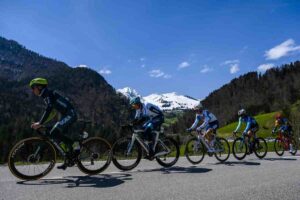 Crisi team ciclismo Movistar