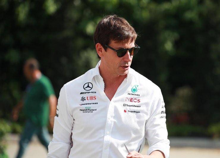 Toto Wolff decisione Kimi Antonelli sostituto Hamilton