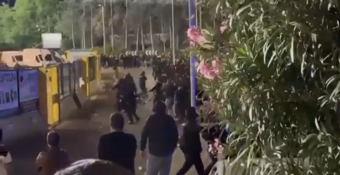 Ascoli-Pisa, tensione e scontri dopo la retrocessione (VIDEO)