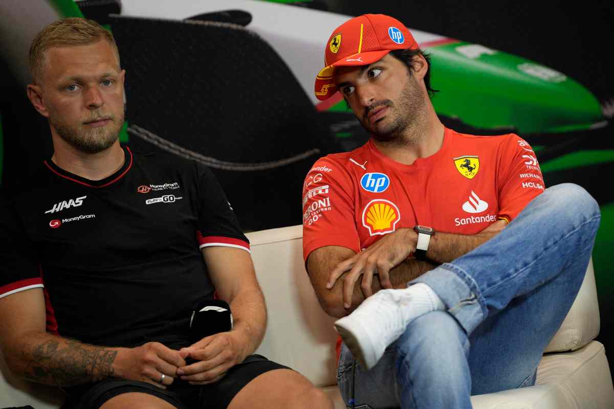 Carlos Sainz snobbato anche da Hamilton