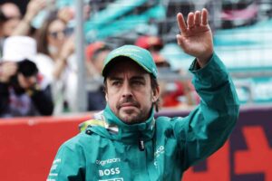 Alonso sorprende tutti: la foto con il suo grande rivale lascia i tifosi senza parole
