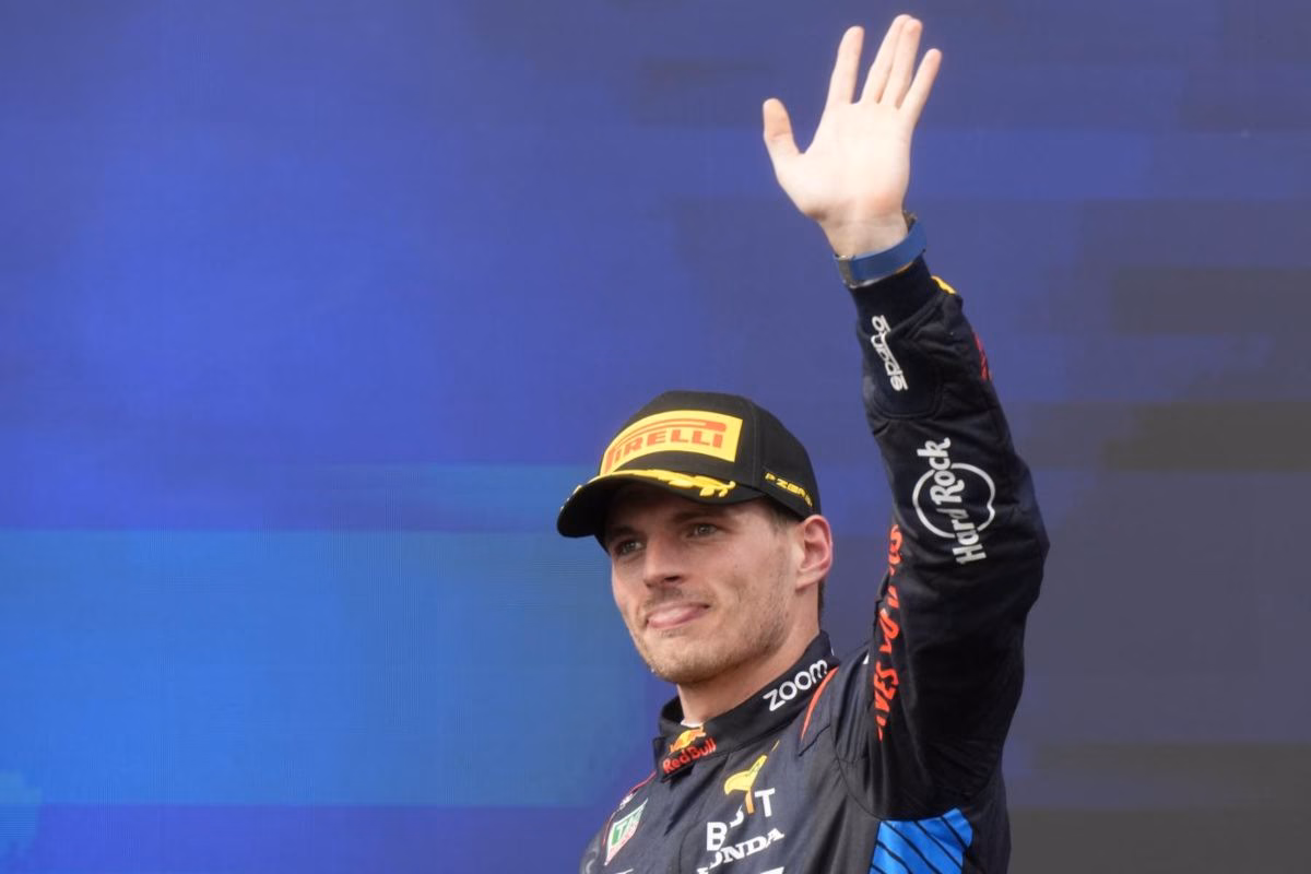 Uno scatto storico di Verstappen e Schumacher