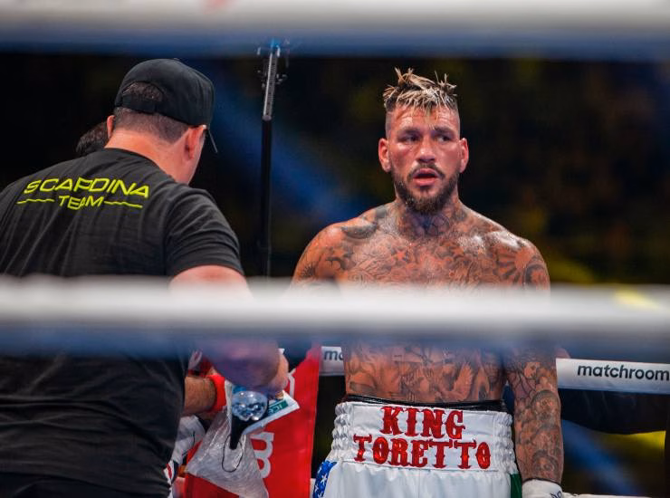 L'annuncio di Scardina è commovente: il pugile fa piangere tutti 