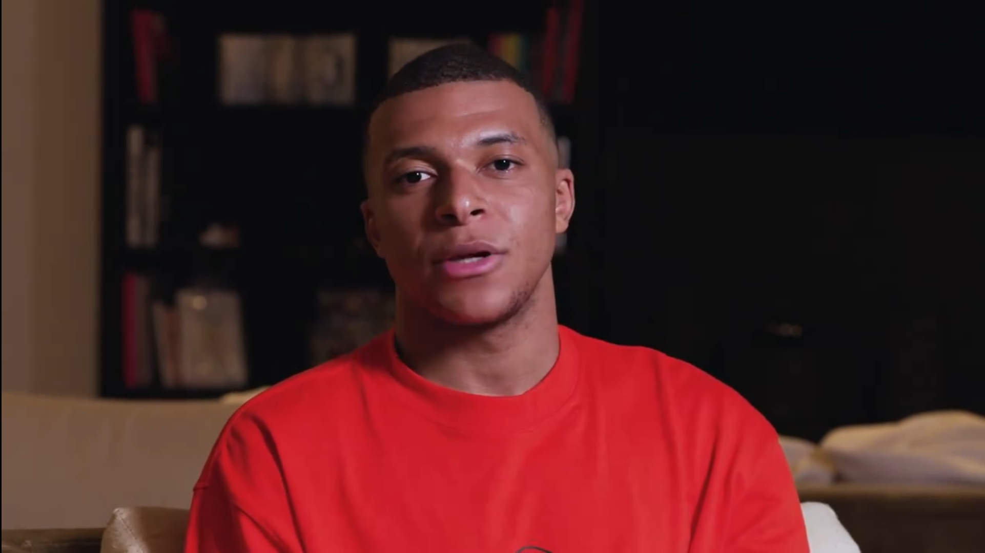 Mbappé annuncia l’addio al PSG