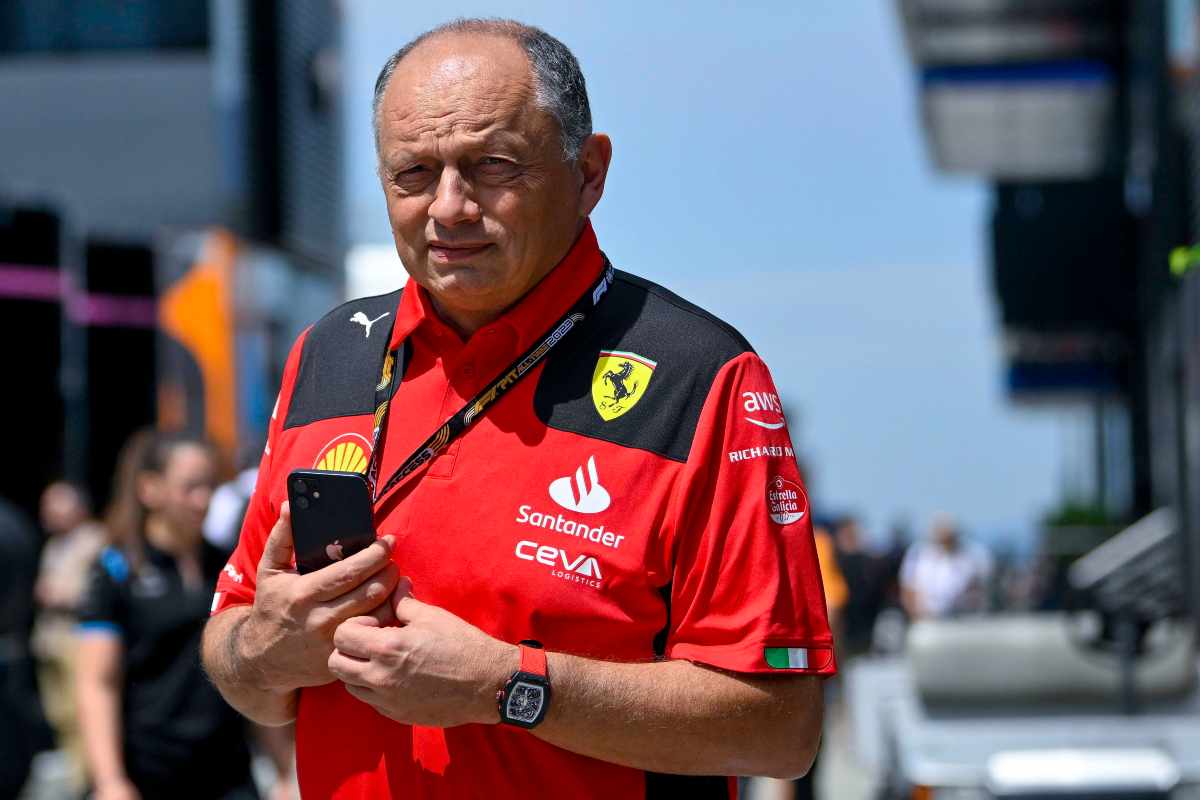 Tifosi Ferrari in festa per Hamilton e Newey