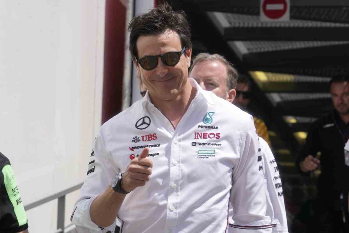 Toto Wolff scelta Kimi Antonelli sostituto Hamilton 