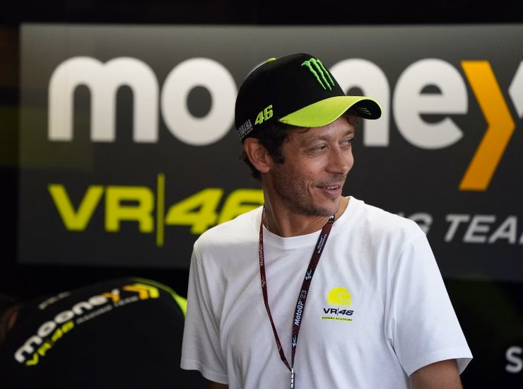 Valentino Rossi lascia la Ducati: futuro in Yamaha per il "dottore"