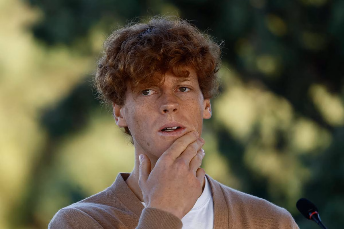 Tifosi spiazzati dopo il retroscena di Sinner: cosa è successo prima delle Olimpiadi