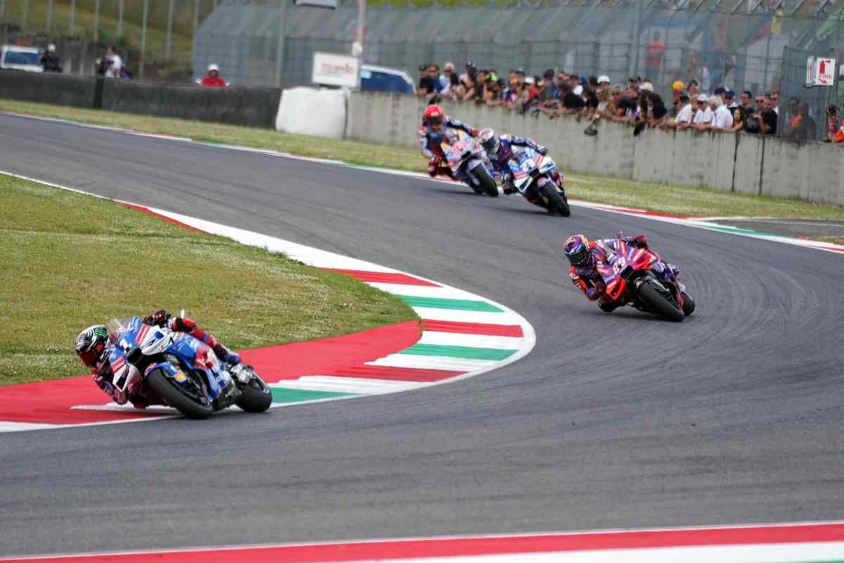 Accordo inatteso in MotoGP, alla Yamaha il prossimo anno: firma attesissima