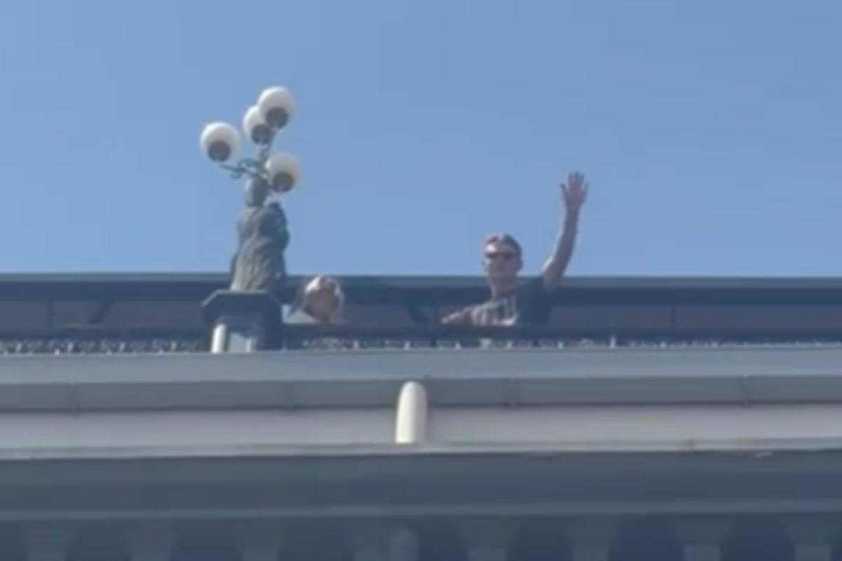 VIDEO| Napoli, l’arrivo di McTominay e il saluto ai tifosi