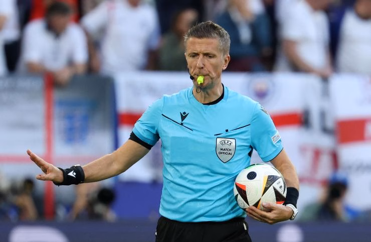 Daniele Orsato si è ritirato