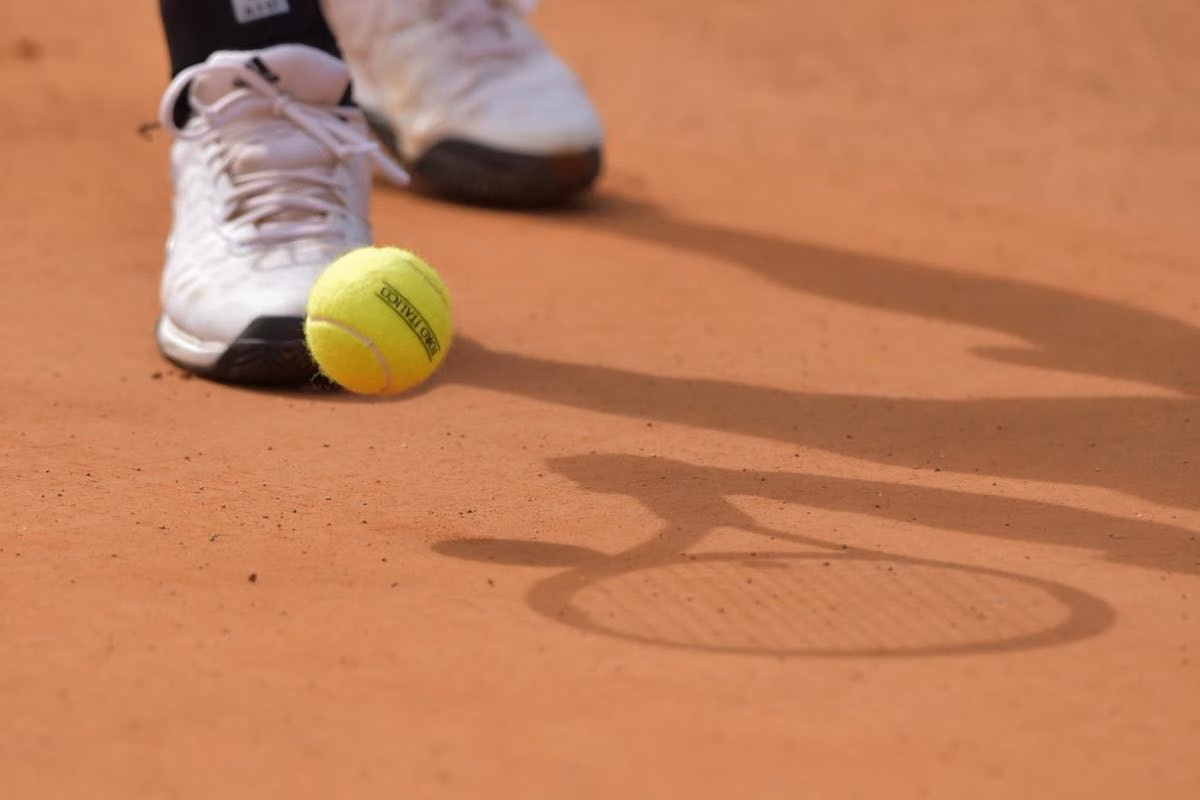 Tennis tegola pesantissima