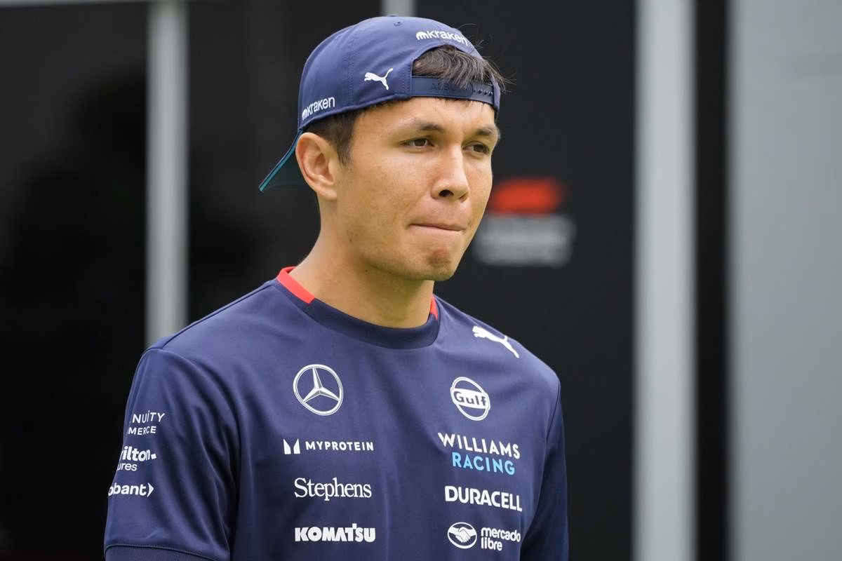 Valentino Rossi casco dedica Albon