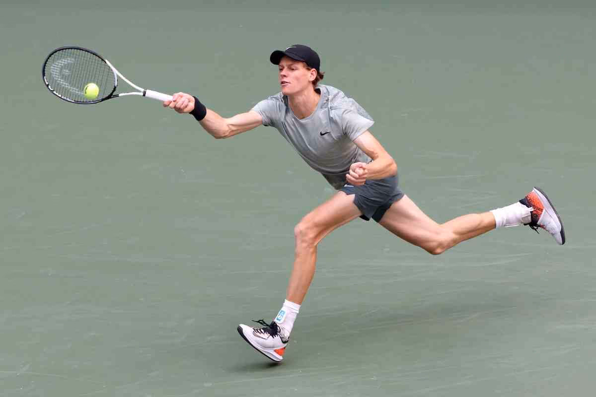 Jannik Sinner in partita 