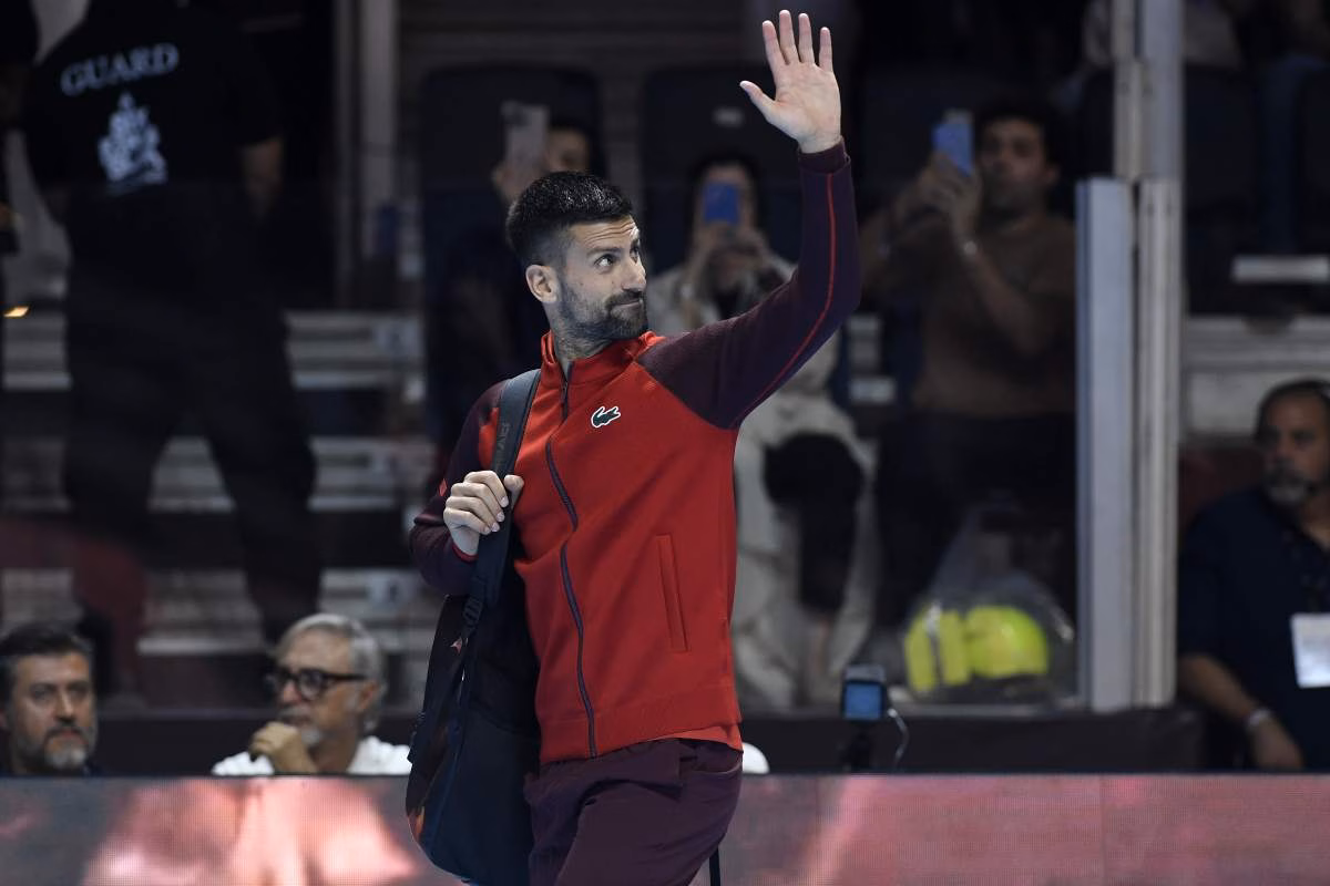 Djokovic saluta il pubblico