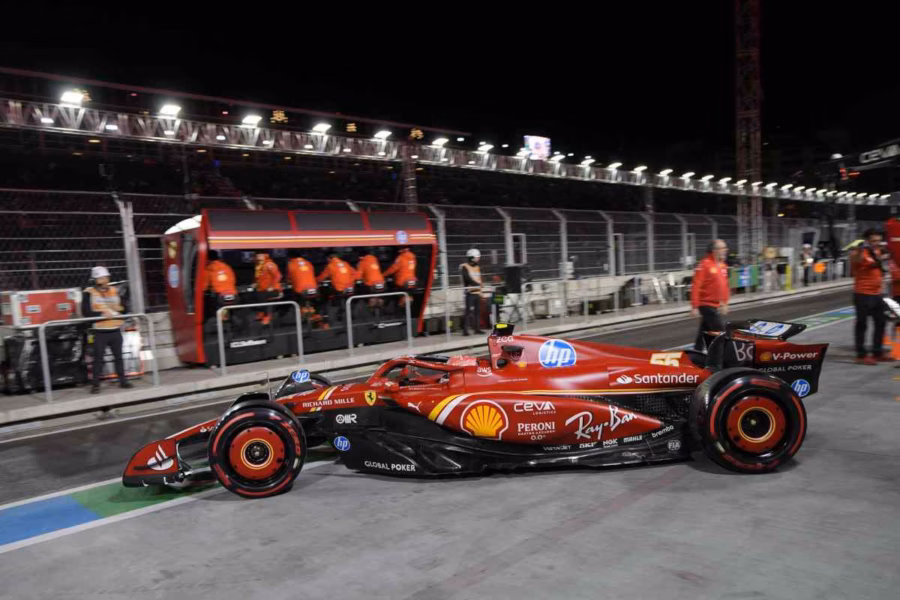 Ferrari in pista a Las Vegas