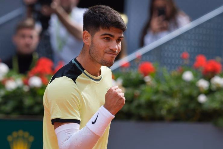 Carlos Alcaraz in campo