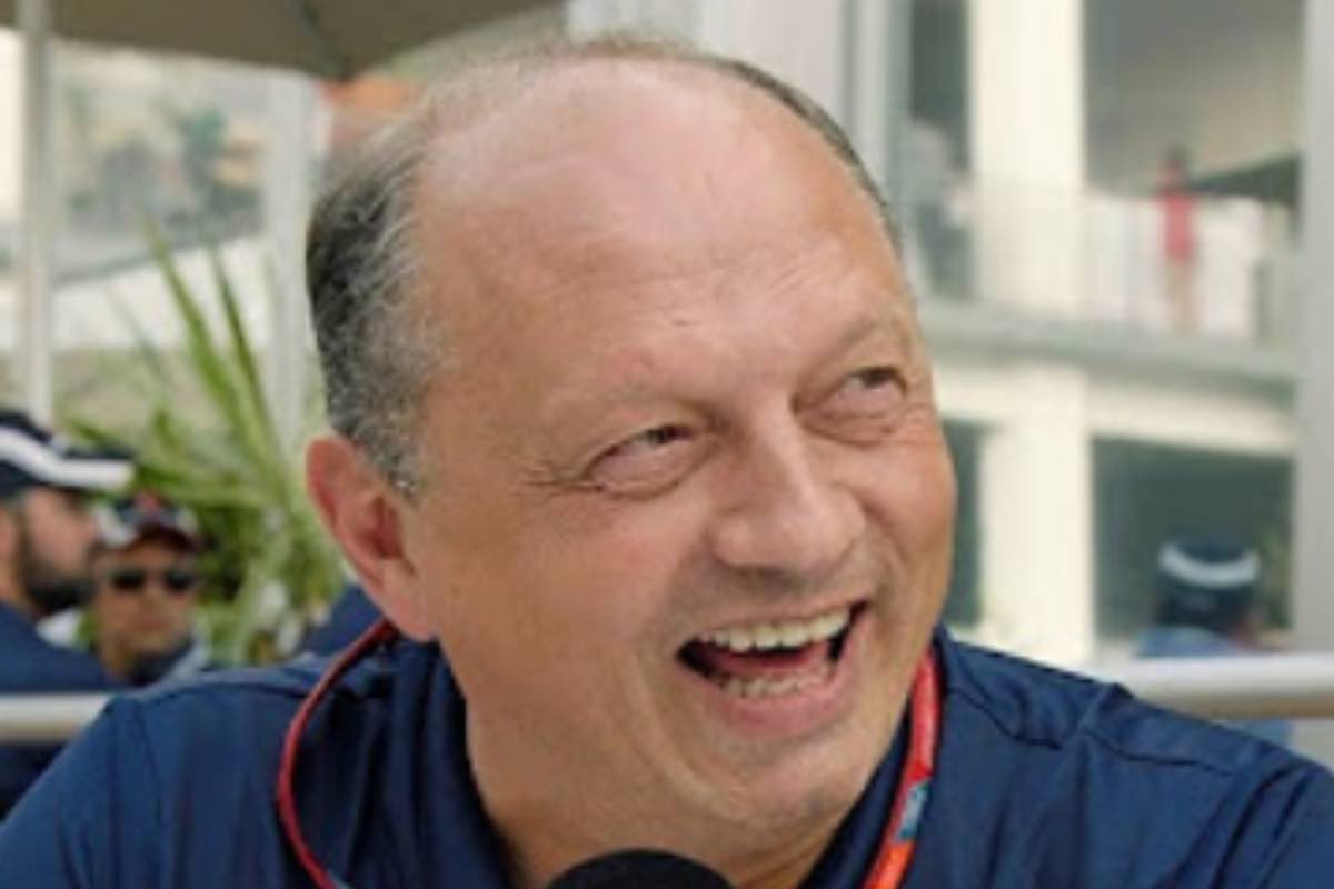 Leclerc vs Hamilton: Vasseur parla della gestione in casa Ferrari