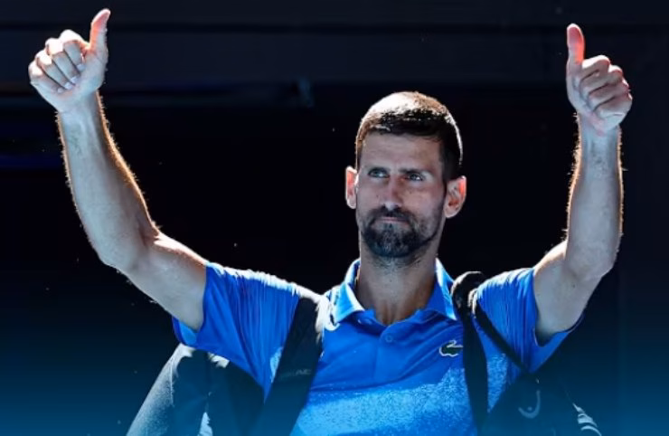 Djokovic saluta il pubblico