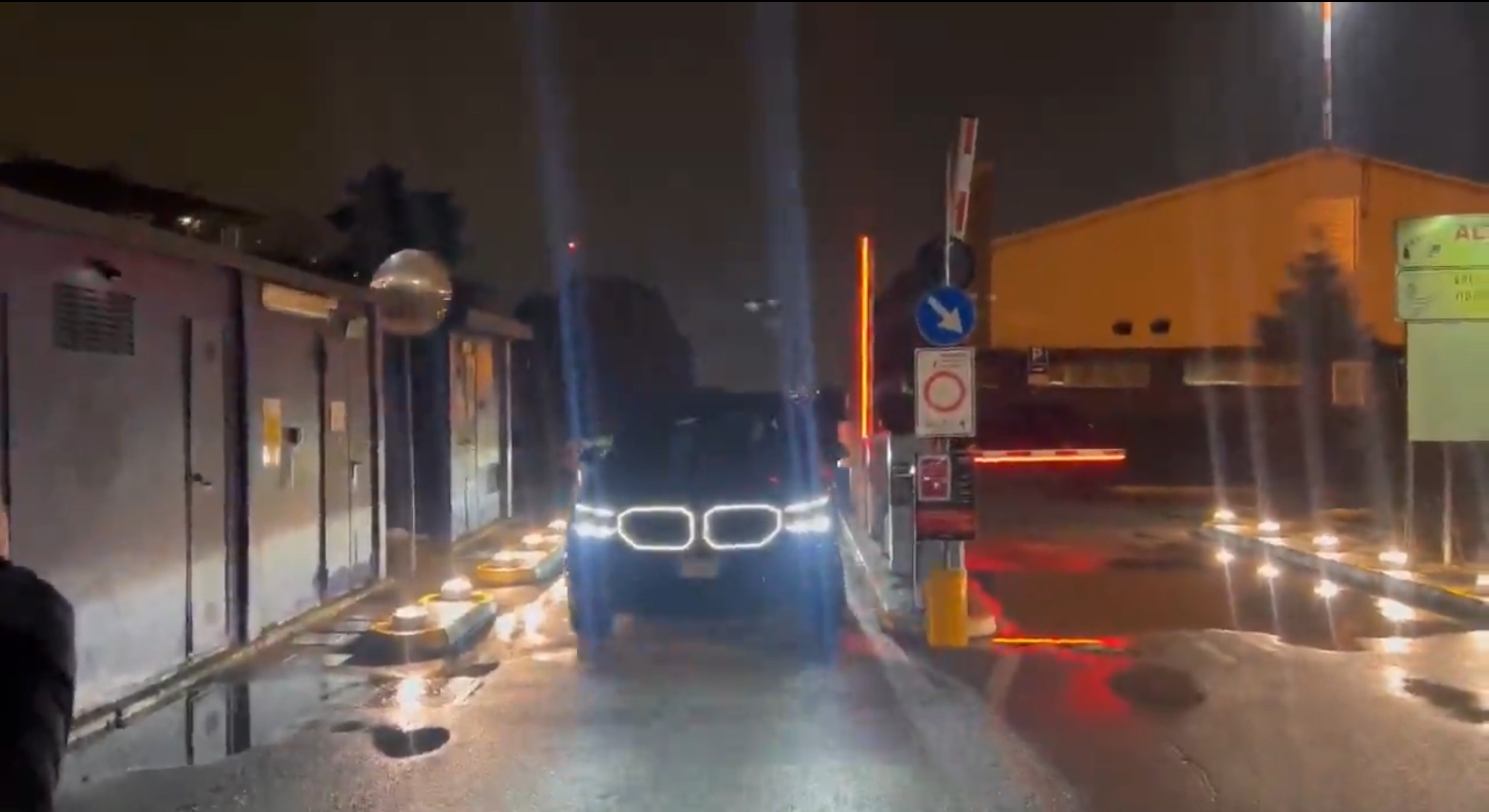 VIDEO – Milan, l’arrivo di Gimenez in città