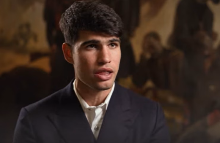 Alcaraz durante una intervista