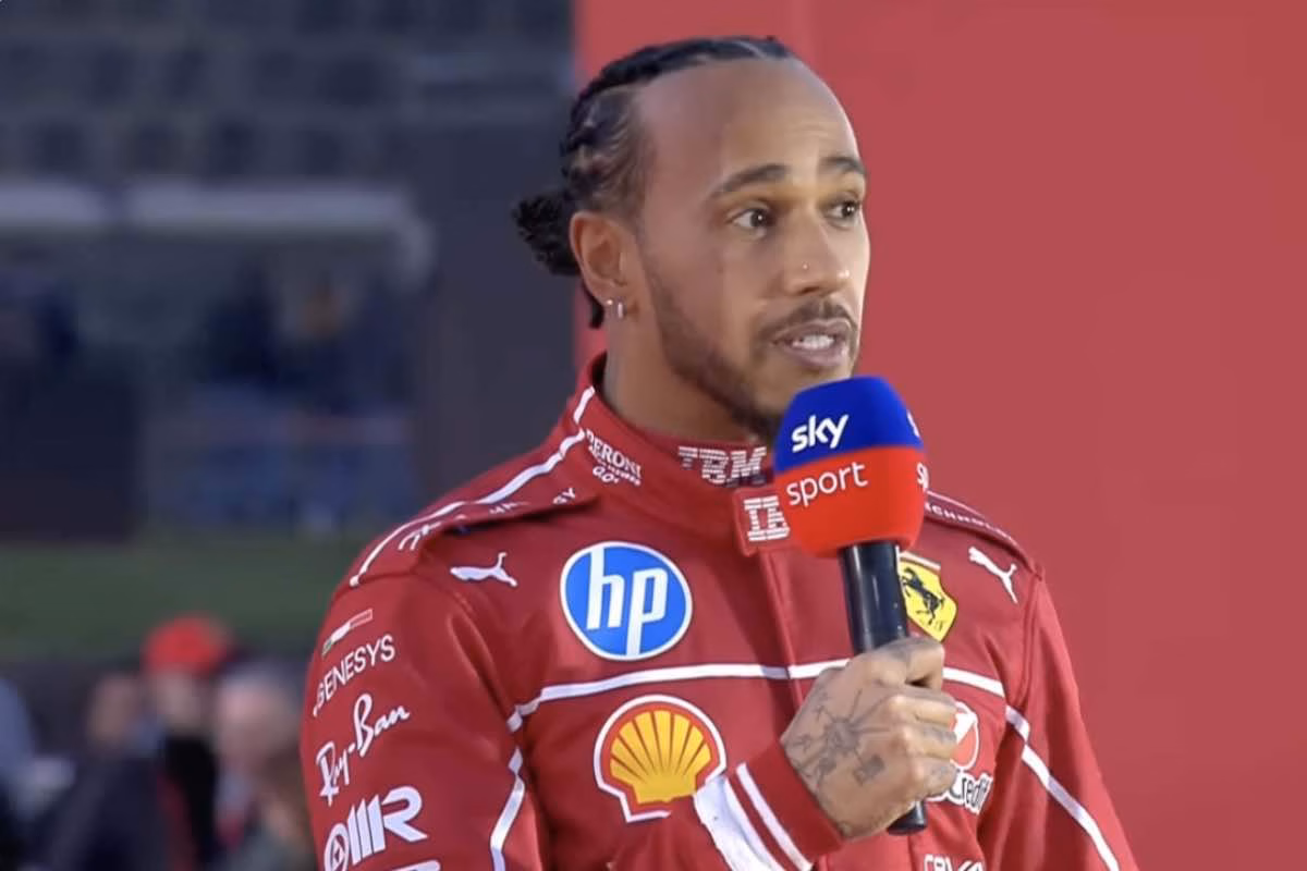 hamilton parla ai tifosi a Milano