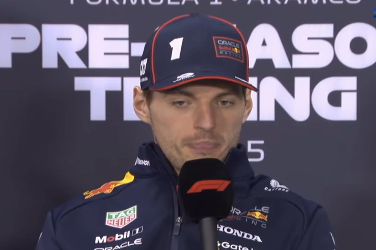 Verstappen in conferenza dopo i test in Bahrein