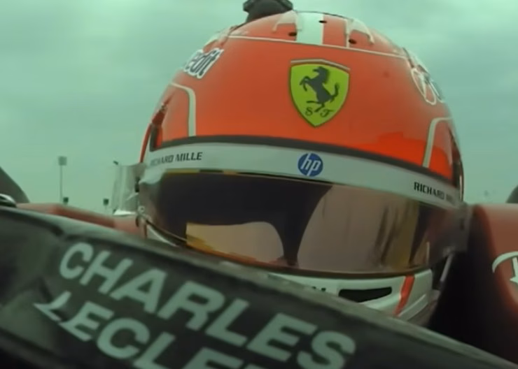 On borda sulla Ferrari di Leclerc