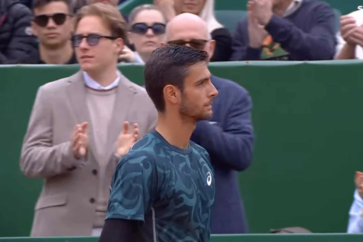 Musetti scende in campo contro Alcaraz