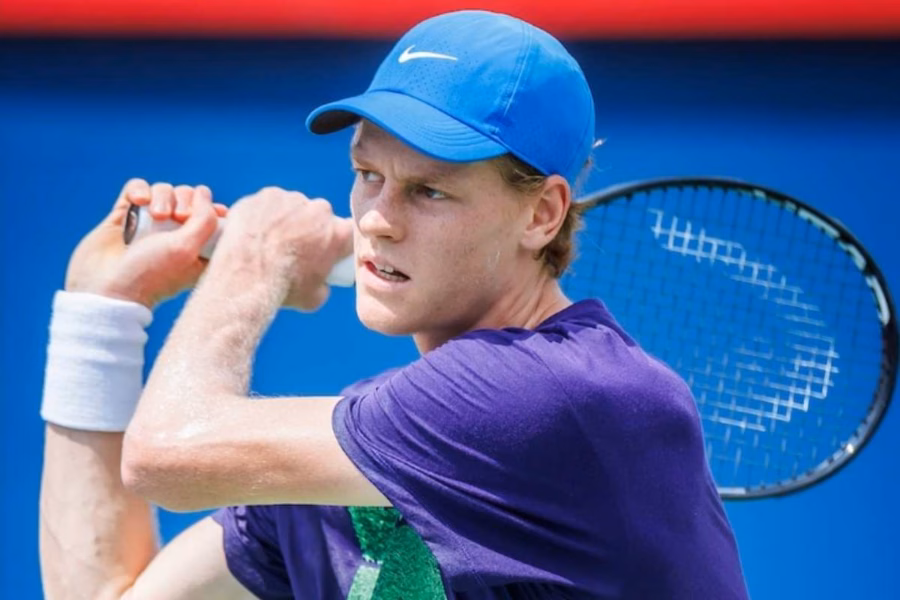 Jannik Sinner ama i cani