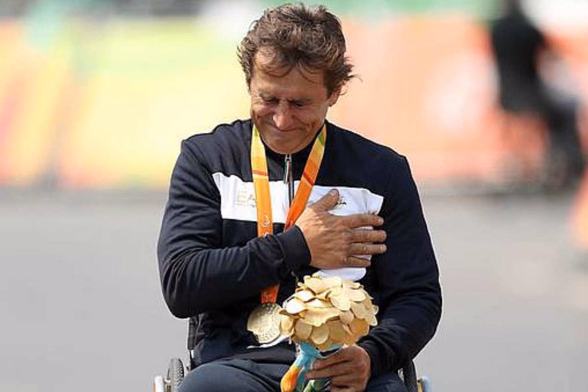 Zanardi messaggio commovente