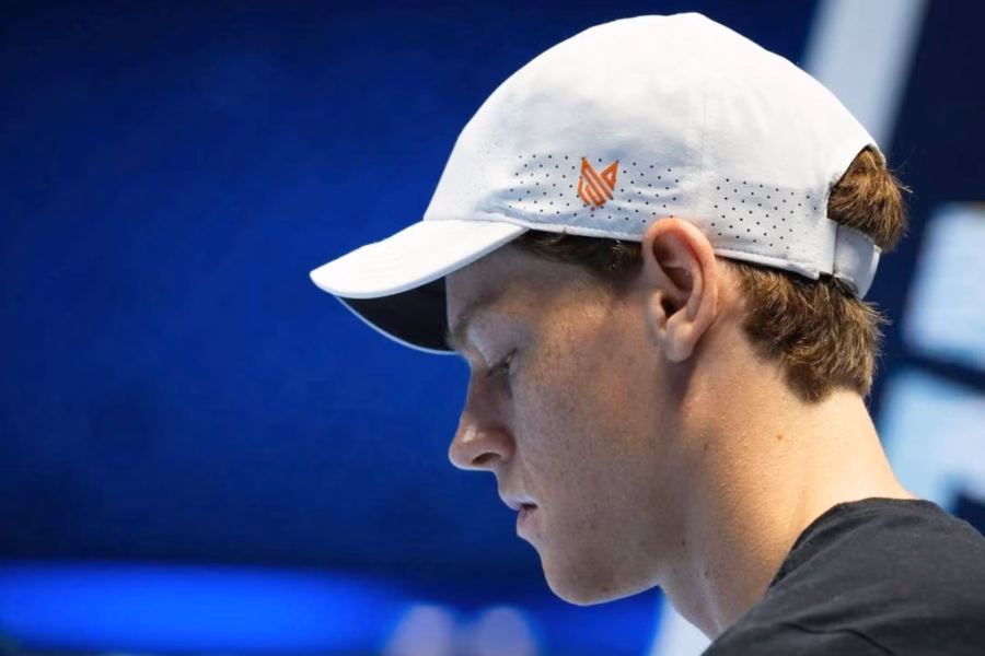 Esclusione per Sinner