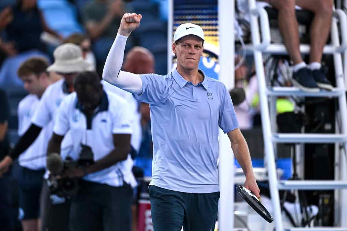 Sinner show a Cincinnati: 6-0 6-2 a Auger-Aliassime. È in semifinale