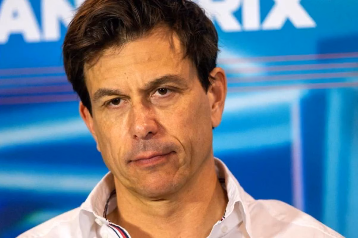 Toto Wolff critiche