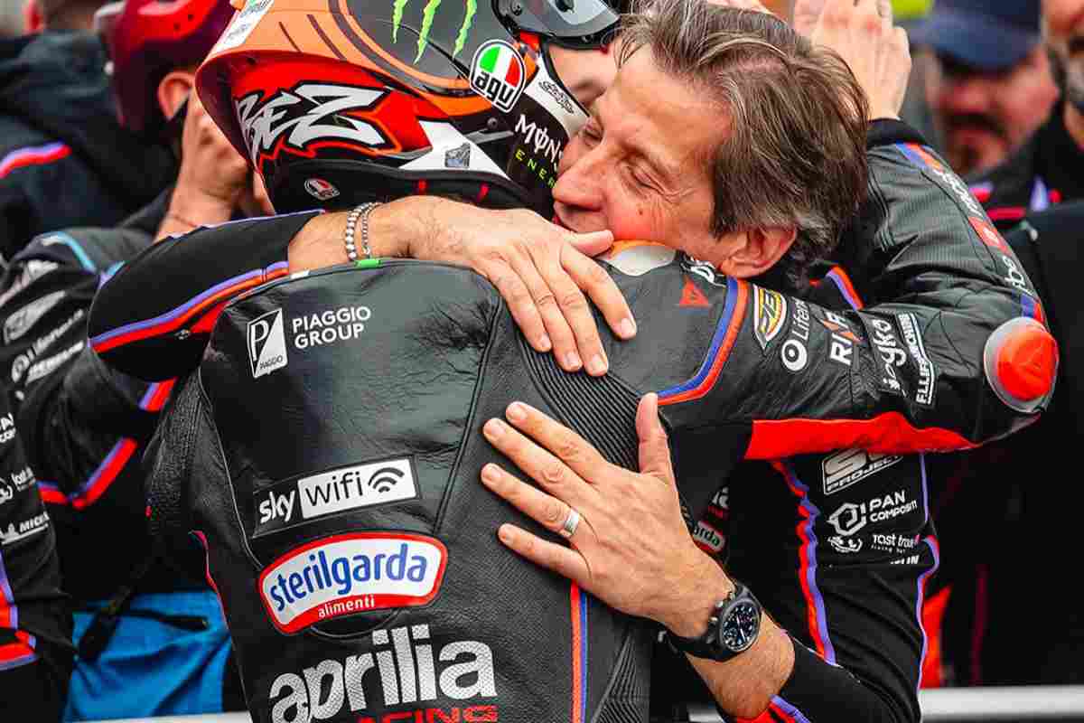 Aprilia batte Ducati 