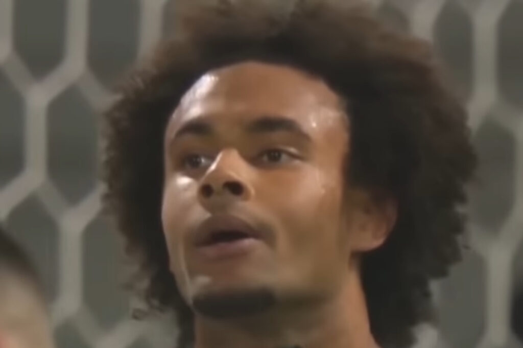 Joshua Zirkzee, tra gli scontenti di questo avvio di stagione, che valutano l’addio nel calciomercato di gennaio