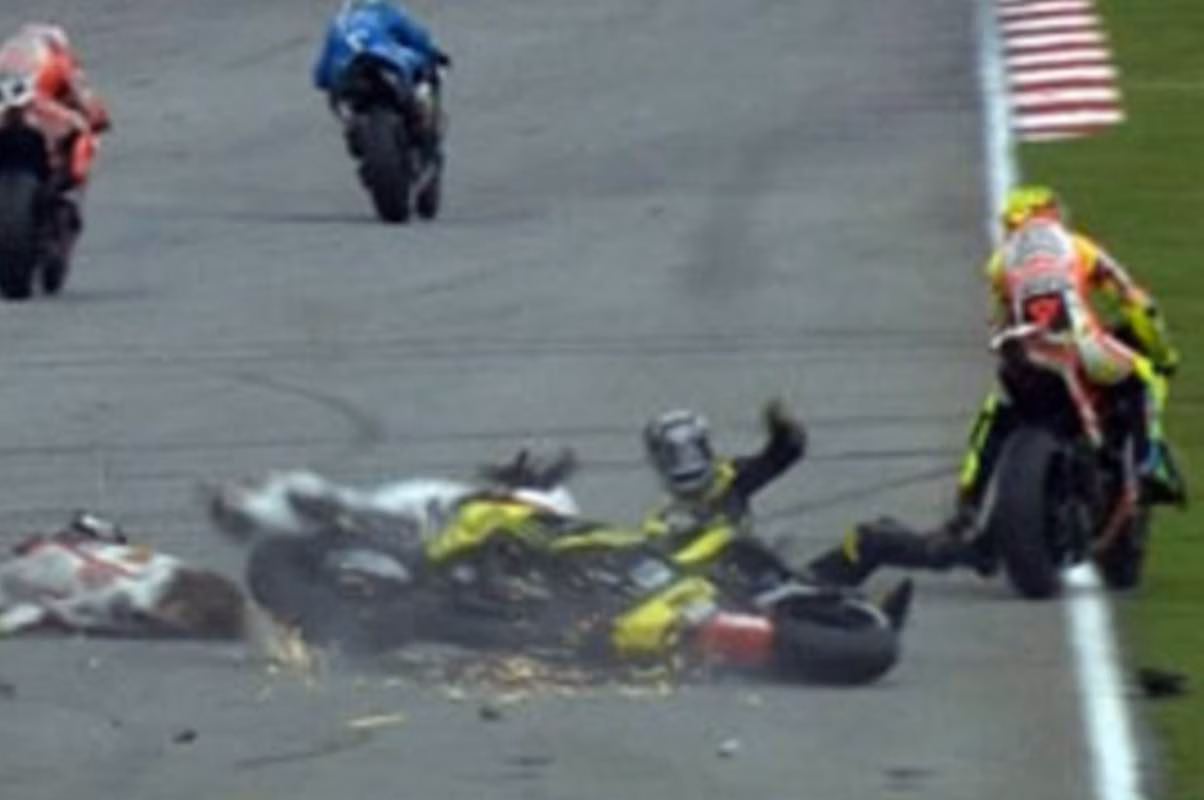 Scontro incidente moto