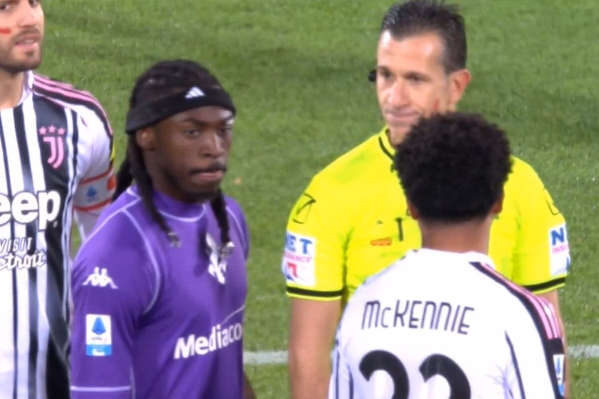 Fiorentina-Juventus, Doveri interrompe per cori contro Vlahovic