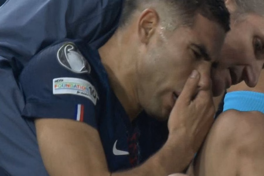 Achraf Hakimi ha lasciato il campo in lacrime dopo l'infortunio in Psg-Bayern Monaco