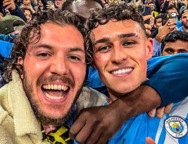 Jacopo Montenegro e lo storico selfie con Phil Foden